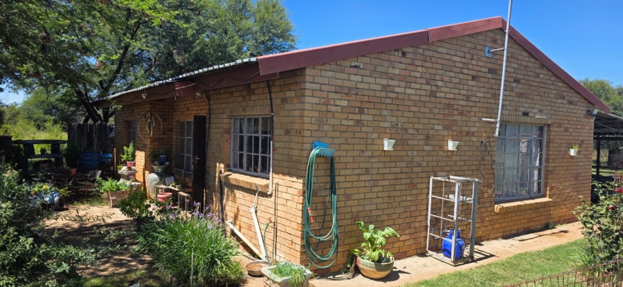 5 Bedroom Property for Sale in Vaal Park North West